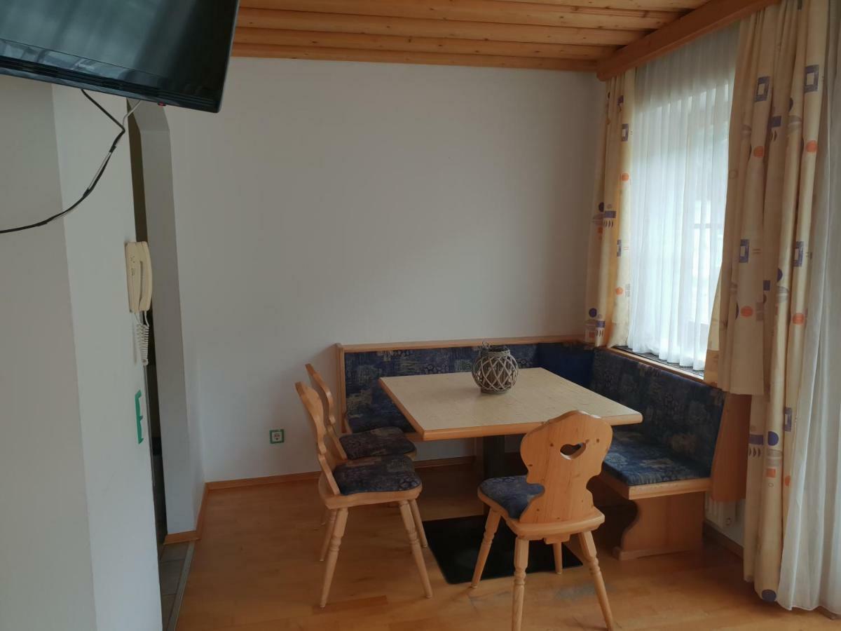 Appartement Gugganig ฟลาทอาค ภายนอก รูปภาพ